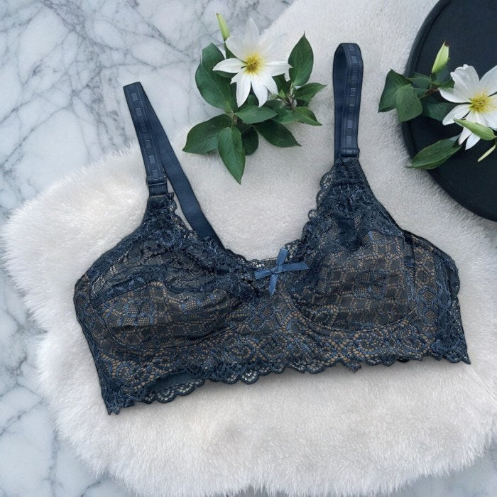 Dazzling Desires Premium Lace Bralette – Unlined Elegance for Everyday Glam